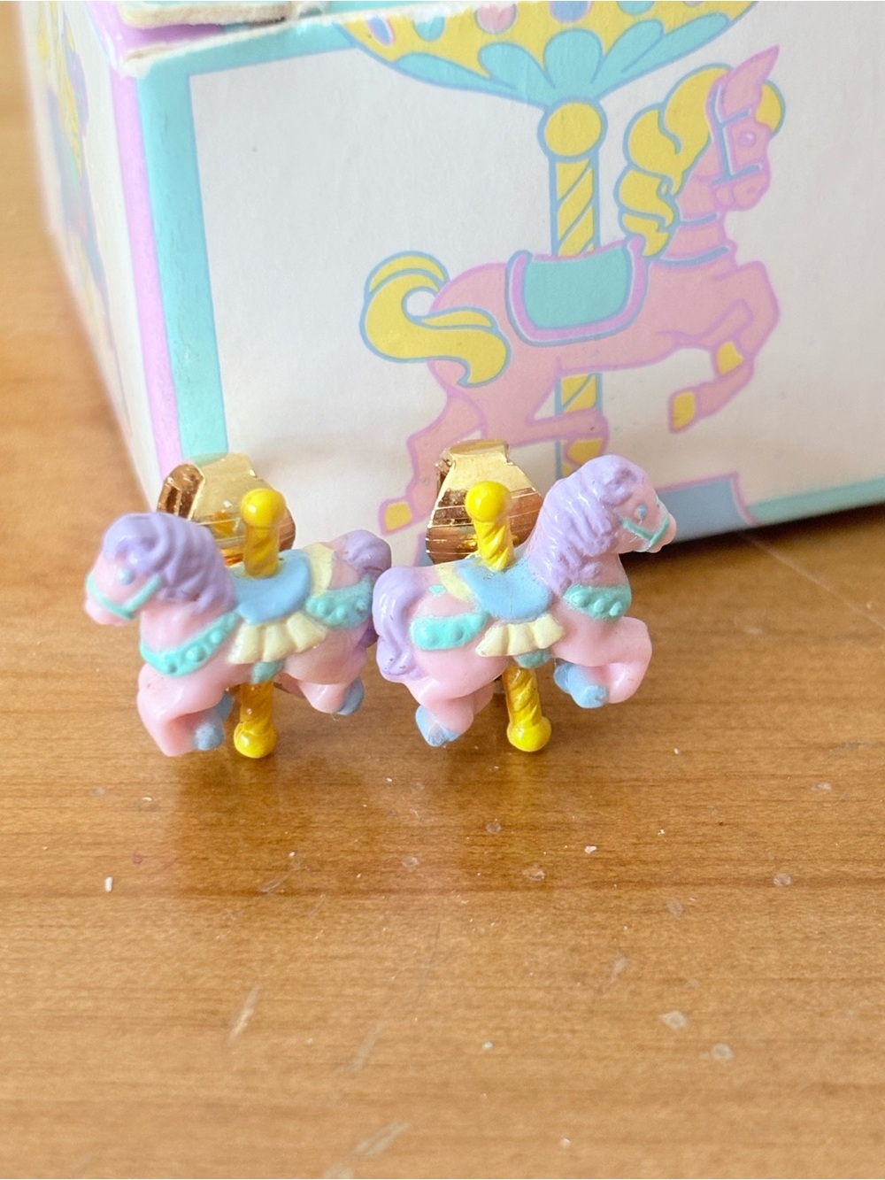 Vintage 1992 Avon Carousel Horse Pony Clip-On Earrings Pastel NIB